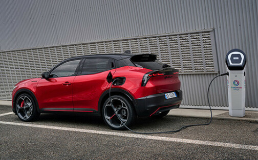 AR-ALFAROMEOJUNIOR-BEV-CGE-538X378-01