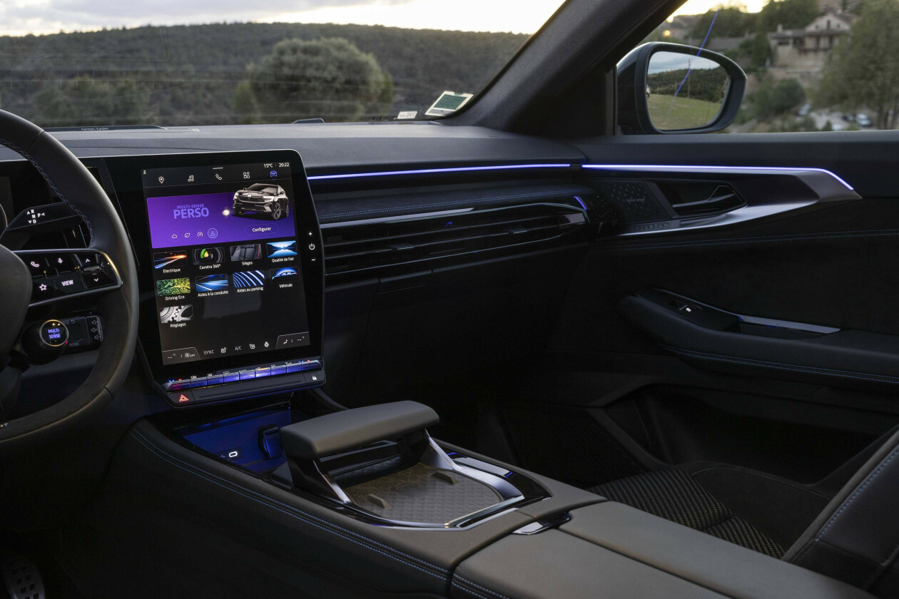 Renault_Austral_Alpine_openR