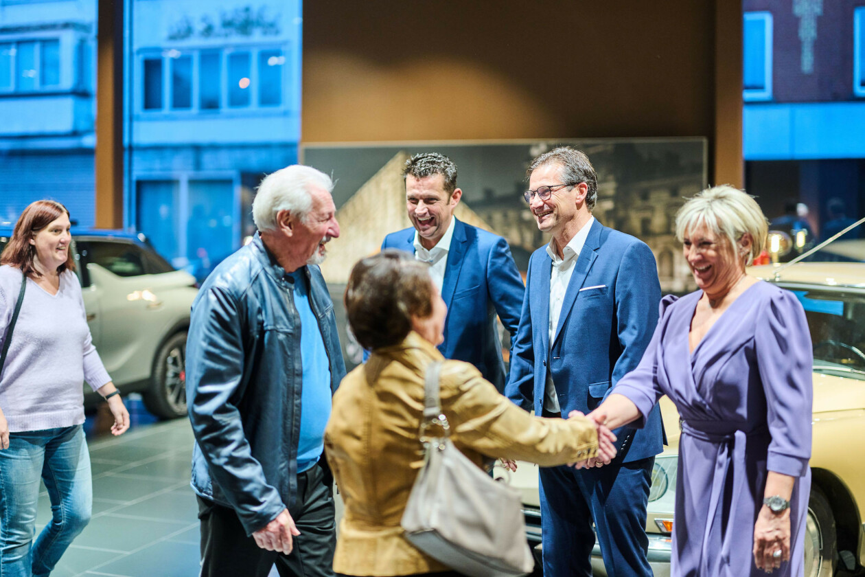 valckenier-opening-kareelstraat-oktober-22-begroeting