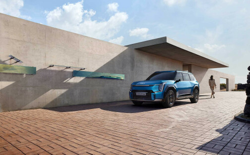 Kia - EV9  - GT Line - Ext - 02 - With Talent