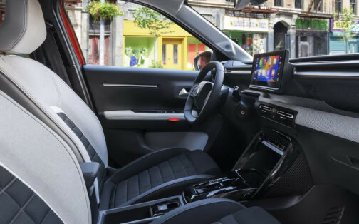 ec3_czenlounge_750x642