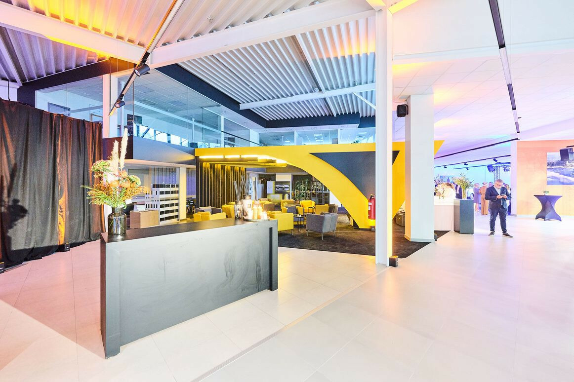 valckenier-aalst-kareelstraat-opel-peugeot-citroen-ds-lounge-2