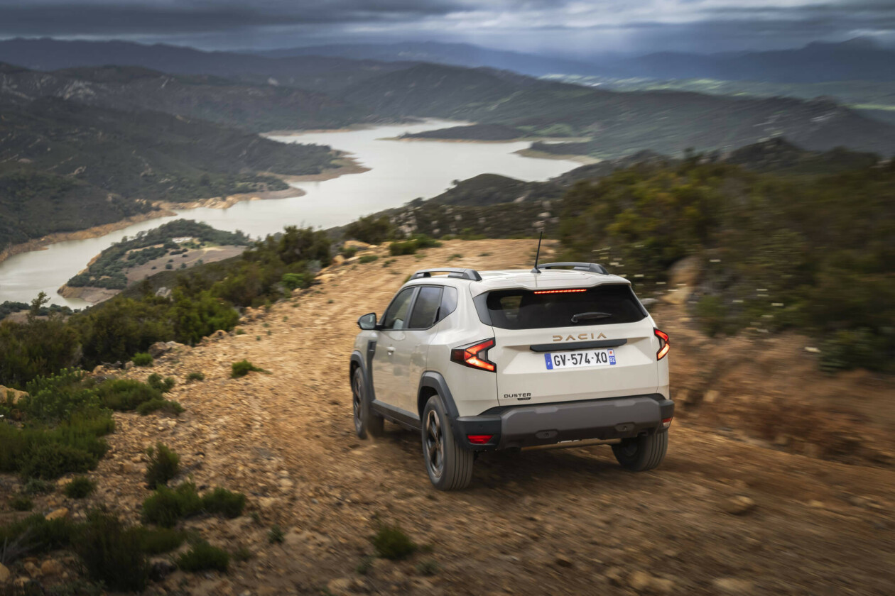 All-new Dacia Duster HYBRID 140 Extreme
