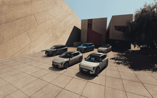 EV_Range_MY26_EV3_EV4_EV5_EV6_EV9_Print_OOH_5CarPackshot_34Front (2)