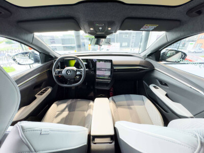 Renault Scénic E-Tech_100% electric_6