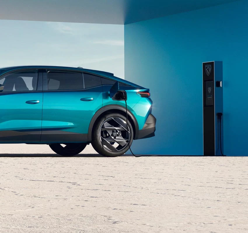 PEUGEOT_408PHEV_2206CN_033_850x800_V2