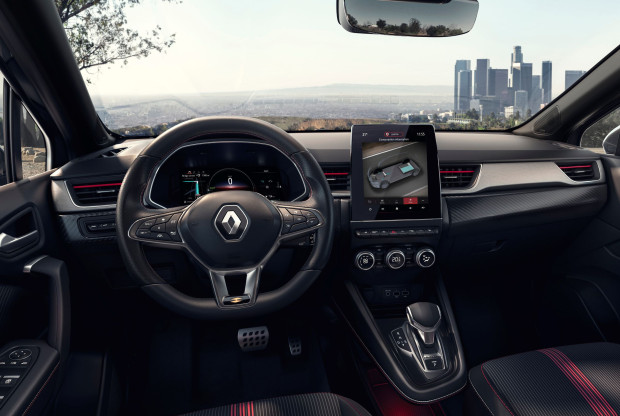 2021_-_Renault_Captur_RS_Line